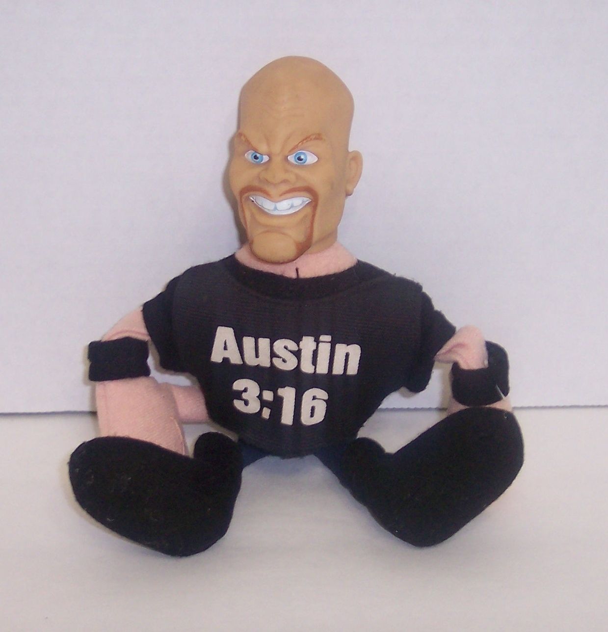 WWF Stone Cold Steve Austin 2 Bangers doll